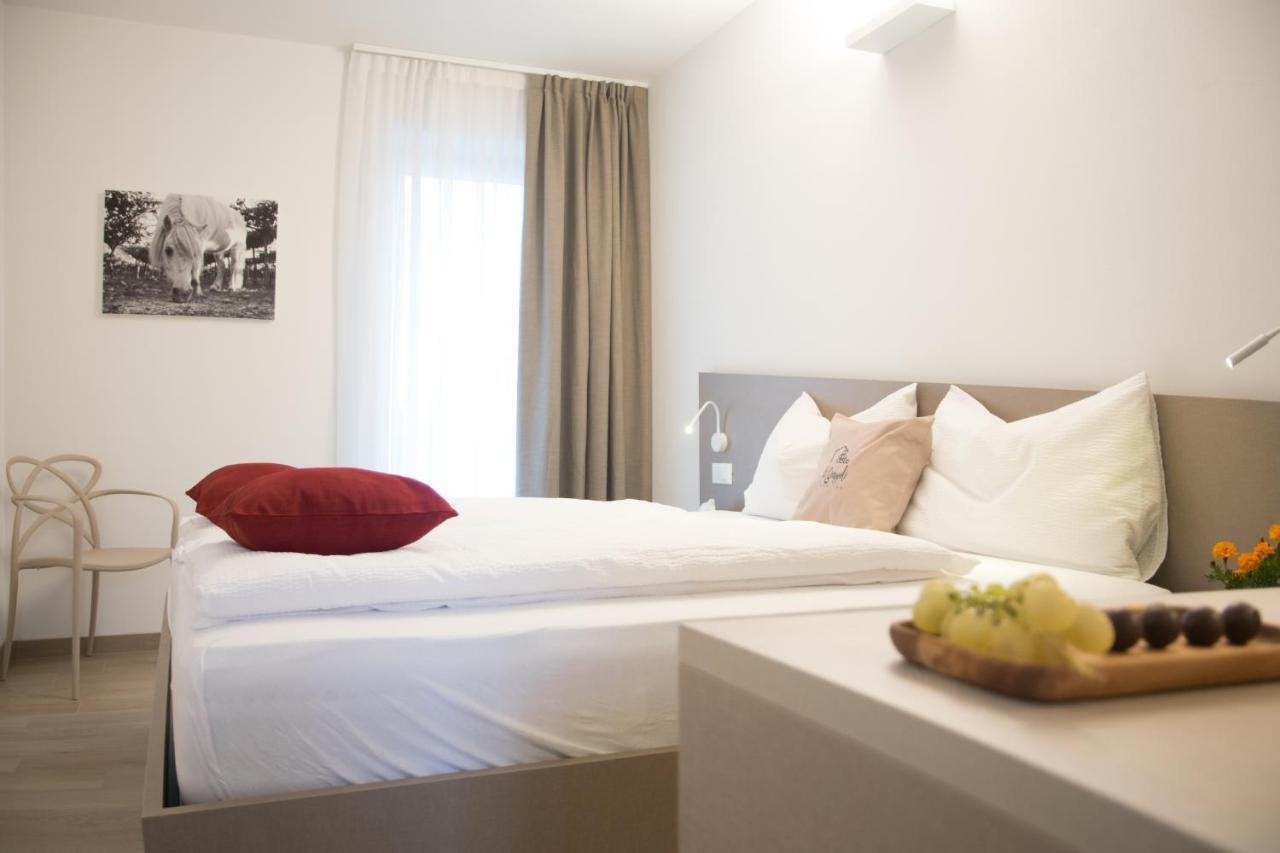 8 Grappoli Agritur Villa Trento Exteriör bild